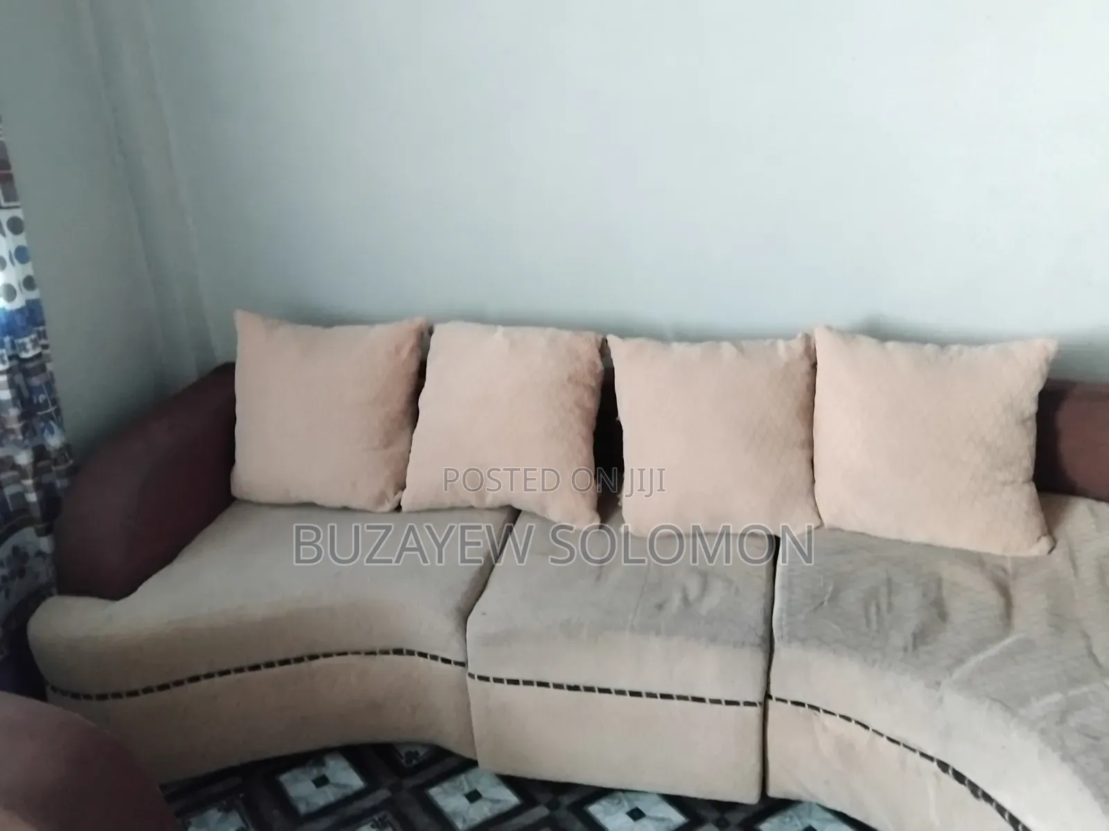 Solyana Sofa