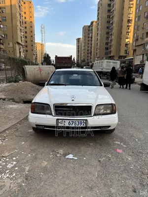 Mercedes-Benz C180 1996 White