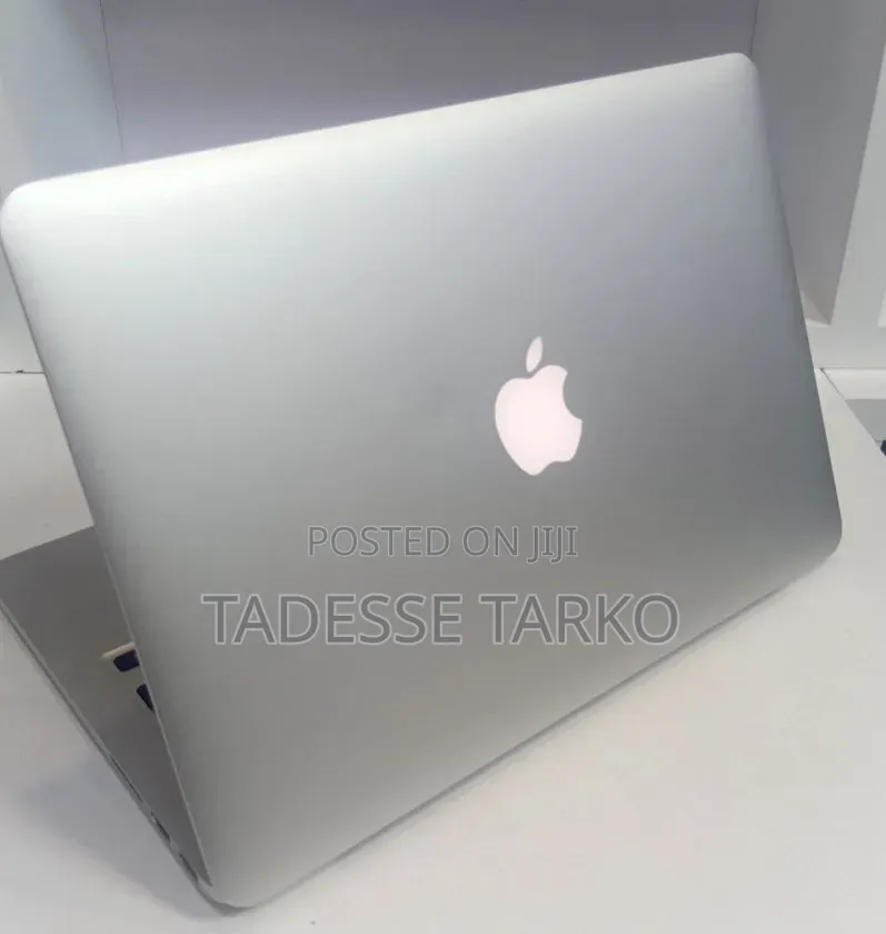 New Laptop Apple MacBook Pro 2013 8GB Intel Core i5 SSD 256GB