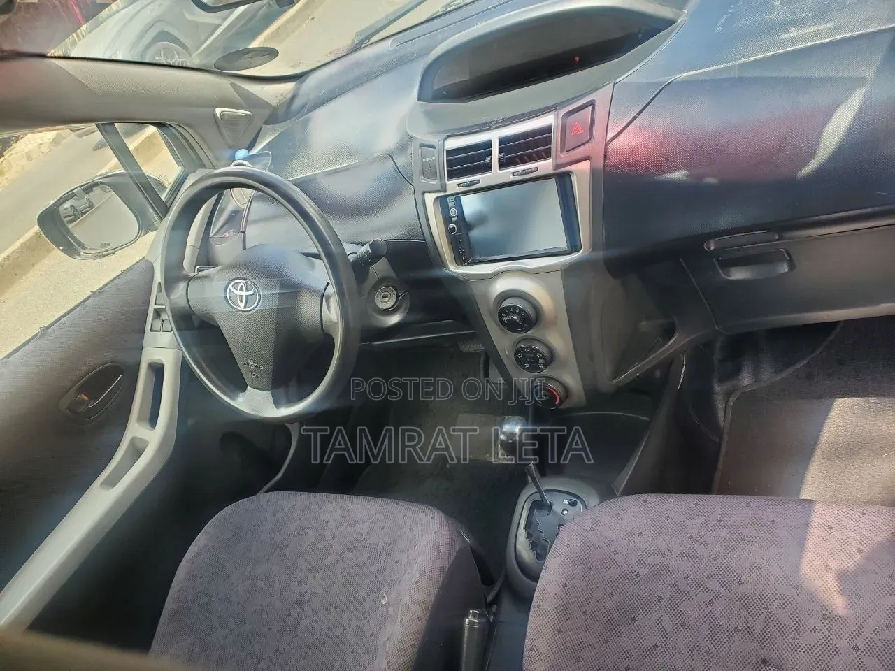 Toyota Yaris 2001 Silver