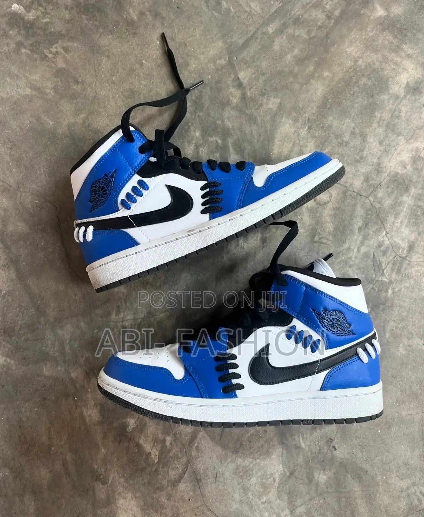 Air Jordan 1 Mid SE Game Royal White Blue Black | New Arrival