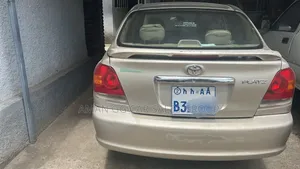 Toyota Platz 2005 Purple