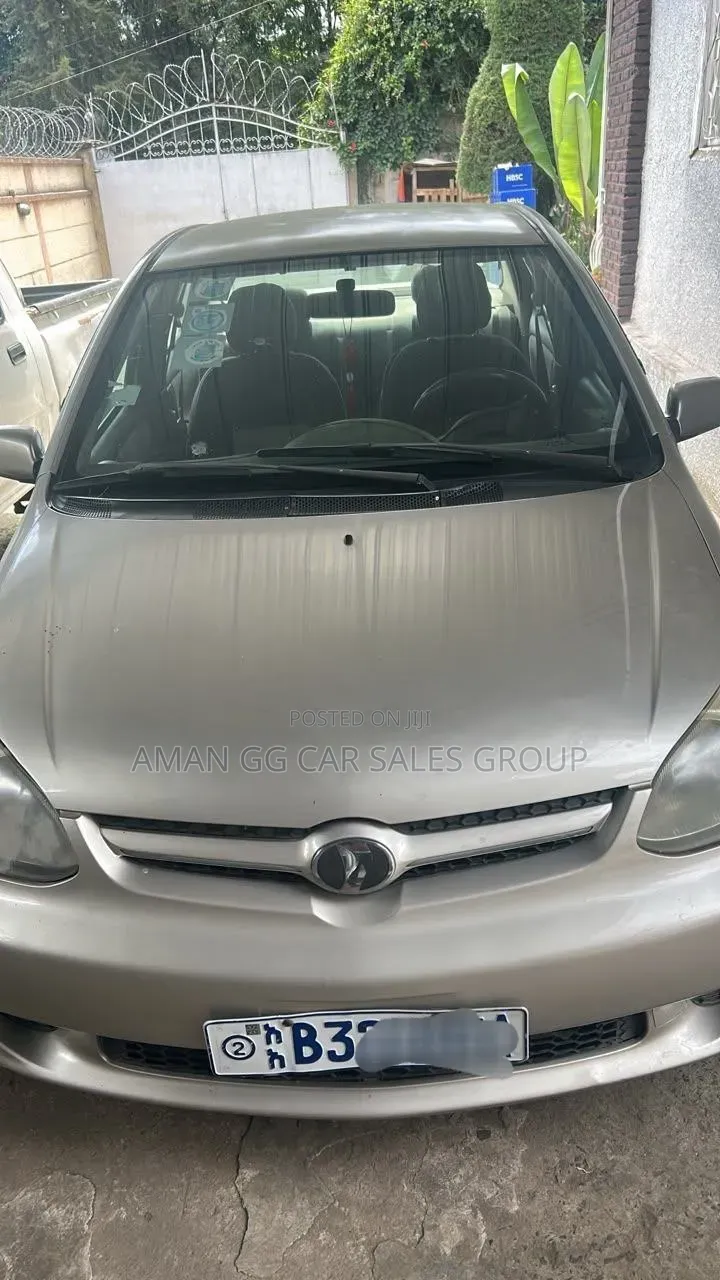 Toyota Platz 2005 Purple