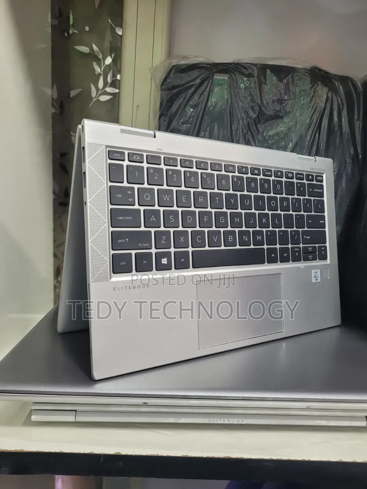 New Laptop HP EliteBook 830 16GB Intel Core i5 SSD 512GB