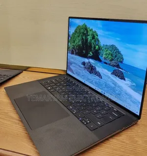New Laptop Dell Precision 5570 16GB Intel Core i7 SSD 512GB