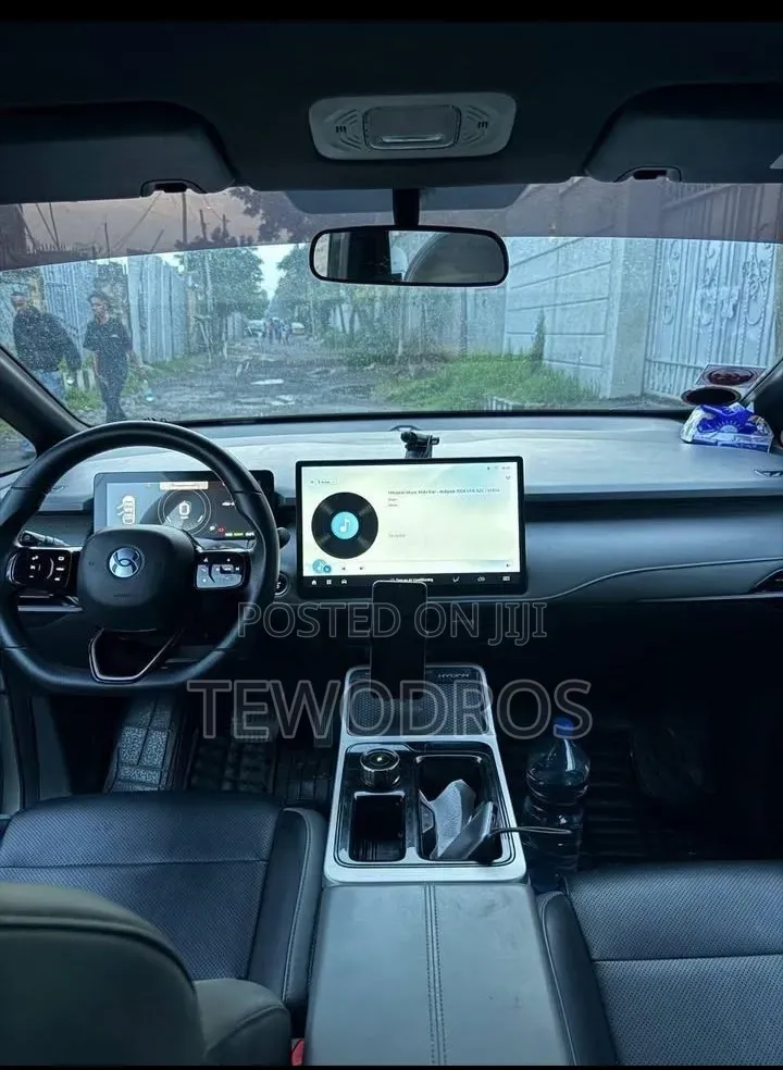 Car 2023 Silver