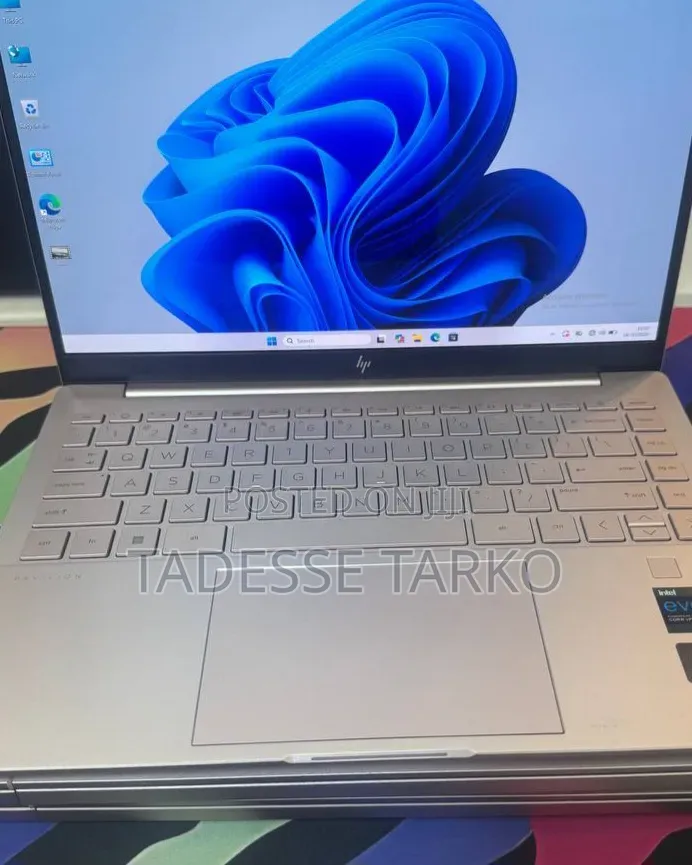 New Laptop HP Pavilion 14 16GB Intel Core i7 SSD 1T