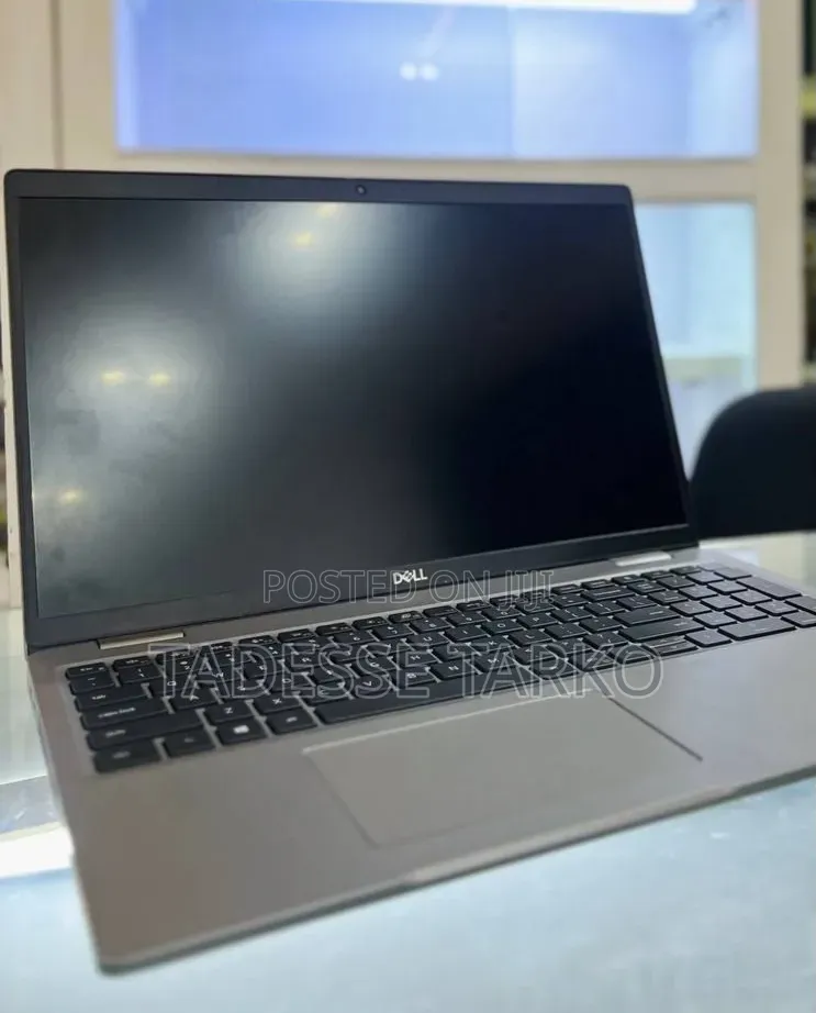 New Laptop Dell 16GB Intel Core i7 SSD 512GB