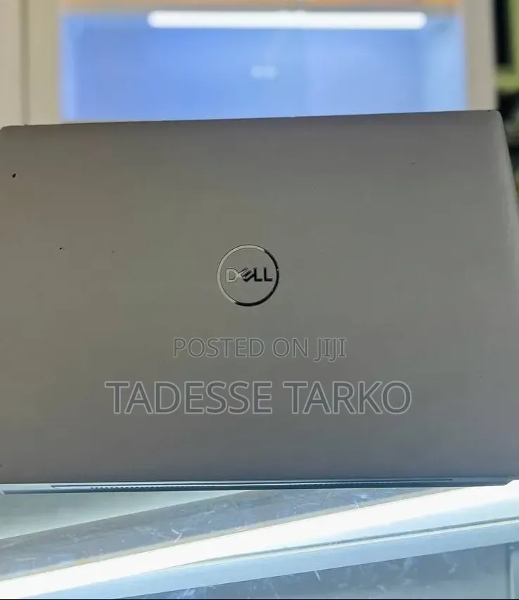 New Laptop Dell 16GB Intel Core i7 SSD 512GB
