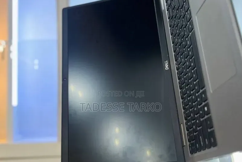 New Laptop Dell 16GB Intel Core i7 SSD 512GB