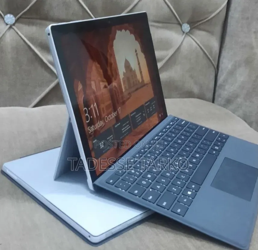 New Laptop Microsoft Surface Pro 6 8GB Intel Core i5 SSD 256GB