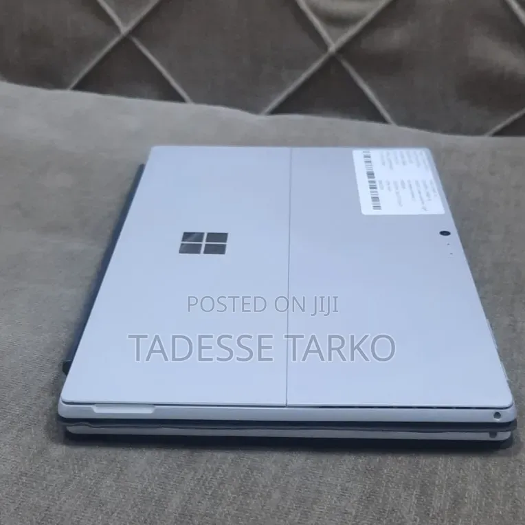New Laptop Microsoft Surface Pro 6 8GB Intel Core i5 SSD 256GB