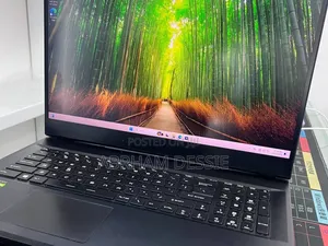 New Laptop MSI GP75 Leopard 16GB Intel Core i7 SSD 512GB