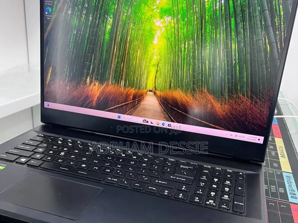 New Laptop MSI GP75 Leopard 16GB Intel Core i7 SSD 512GB