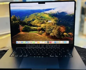 New Laptop Apple MacBook Air 2024 M3 8GB Apple M3 SSD 256GB