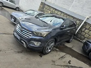 Hyundai Santa Fe 2016 Gray