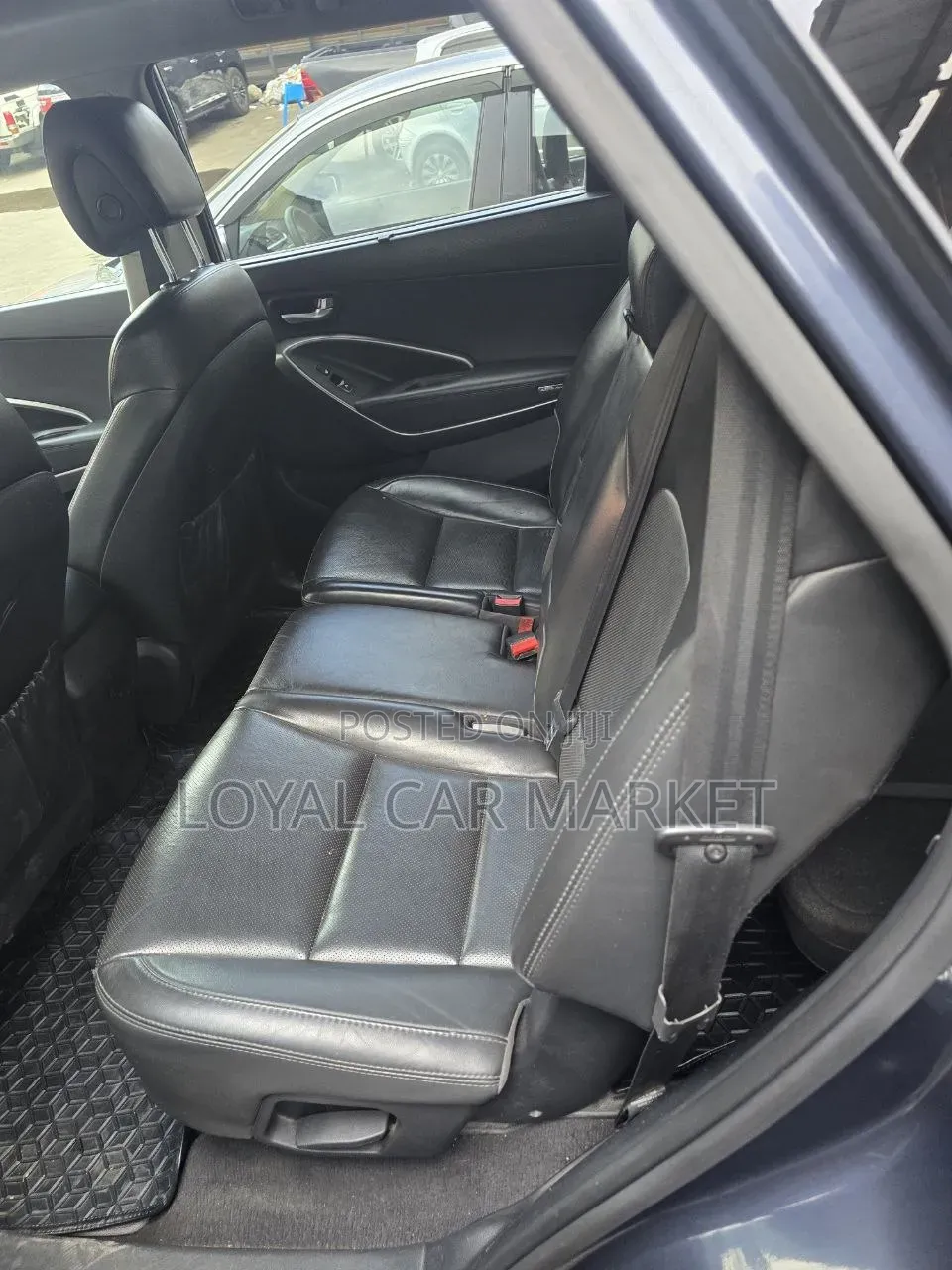 Hyundai Santa Fe 2016 Gray