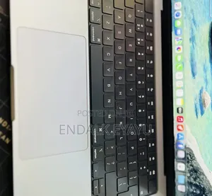 New Laptop Apple MacBook Pro 2021 M1 16GB Apple M1 Pro SSD 512GB