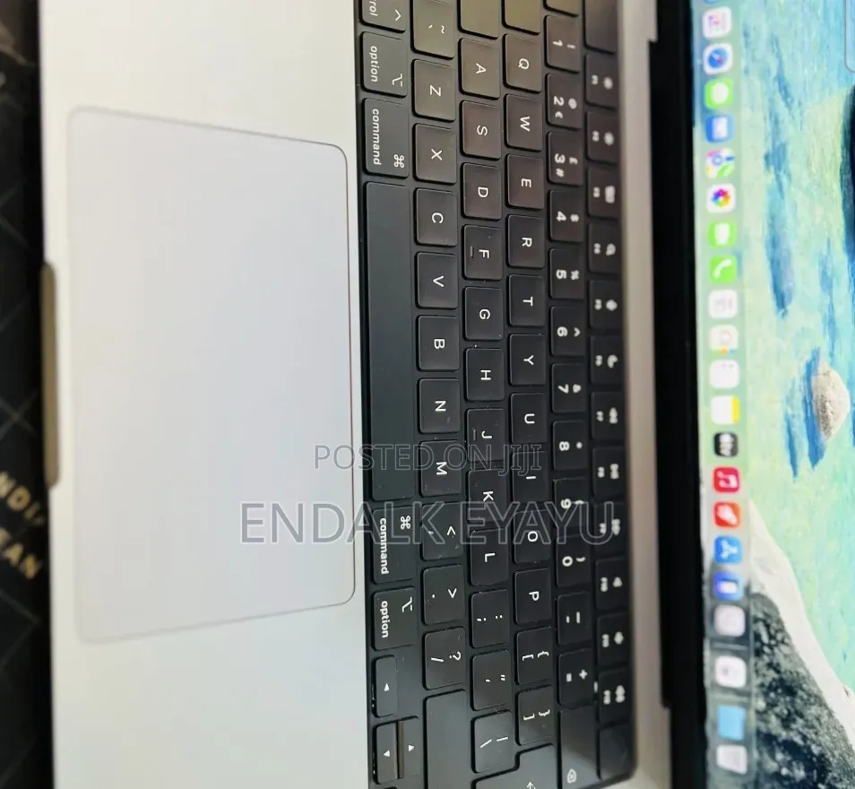 New Laptop Apple MacBook Pro 2021 M1 16GB Apple M1 Pro SSD 512GB