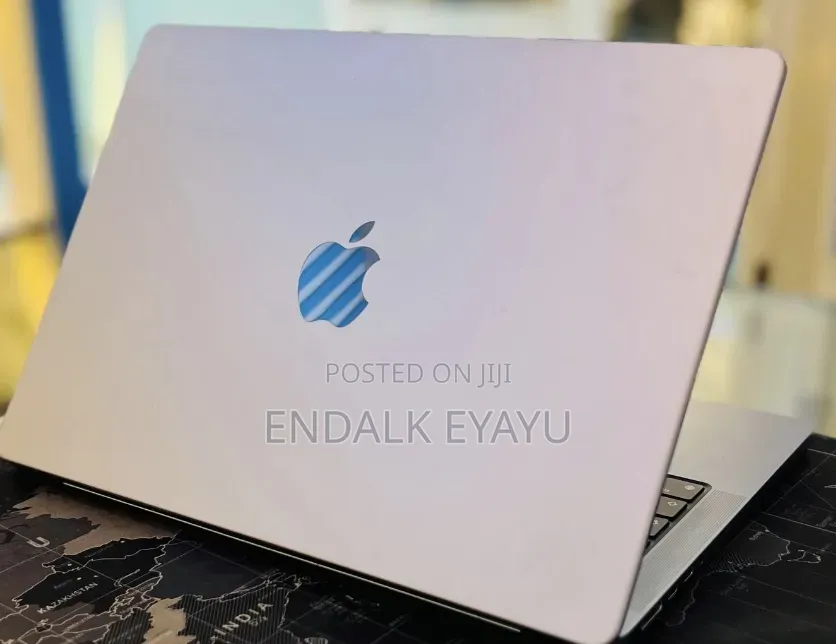 New Laptop Apple MacBook Pro 2021 M1 16GB Apple M1 Pro SSD 512GB
