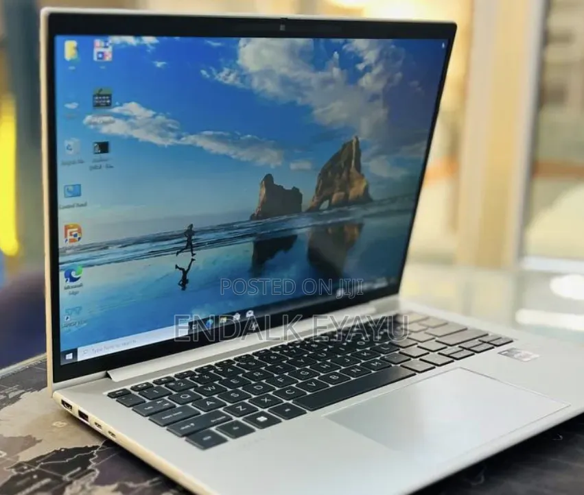 New Laptop HP EliteBook 840 G9 16GB Intel Core i7 SSD 512GB
