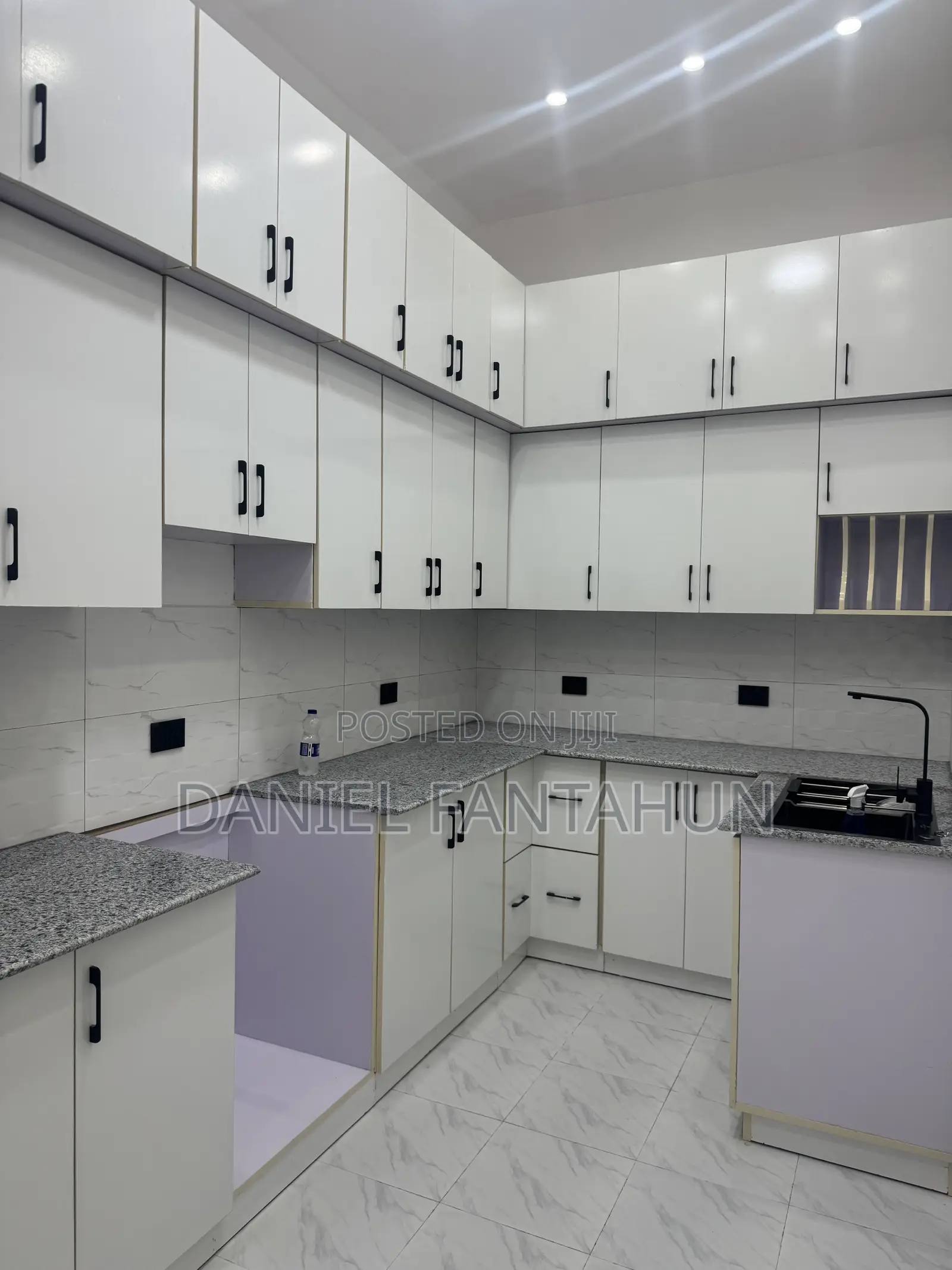 5bdrm Villa in 150 M2 Villa Ayat 49, Yeka for sale