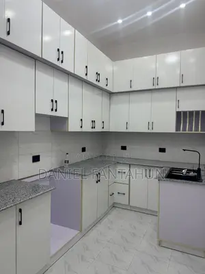 5bdrm Villa in 150 M2 Villa Ayat 49, Yeka for sale