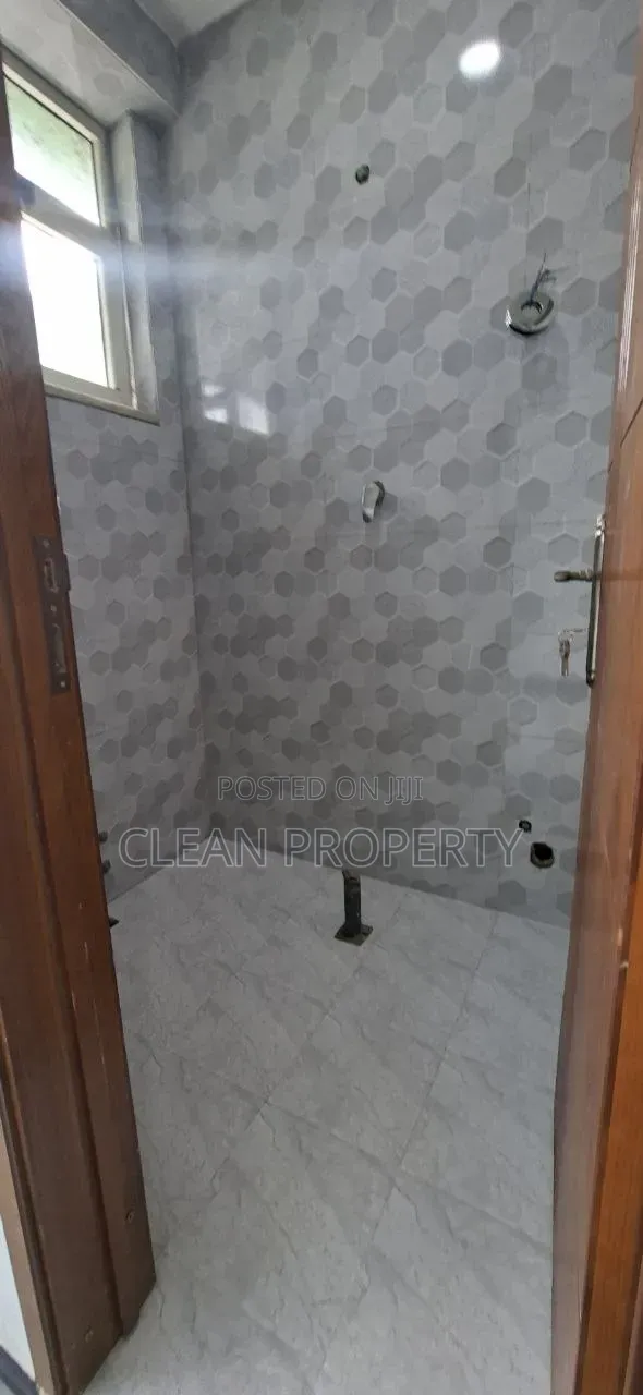 1bdrm Apartment in Clean Properties, Bole for rent