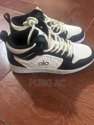 Brand New Alo Athletica Shoes