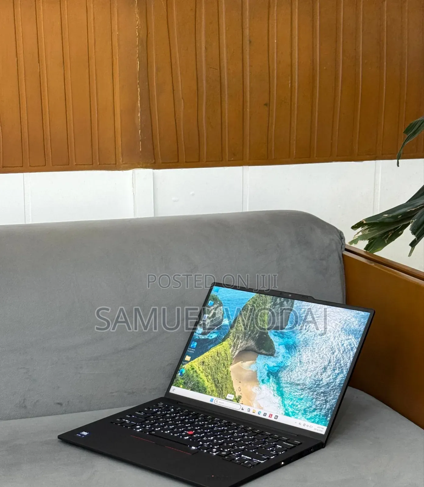 New Laptop Lenovo ThinkPad X1 Carbon 32GB Intel Core Ultra 7 SSD 1T