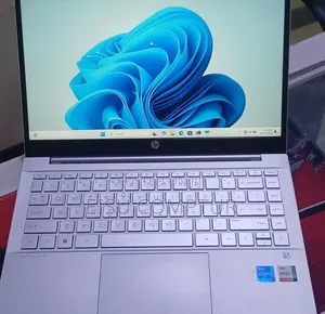 New Laptop HP Pavilion 15 8GB Intel Core i5 SSD 512GB