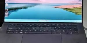 New Laptop Dell XPS 15 16GB Intel Core i7 SSD 512GB