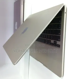 New Laptop Apple MacBook Air 2026 M5 16GB Apple M5 SSD 512GB