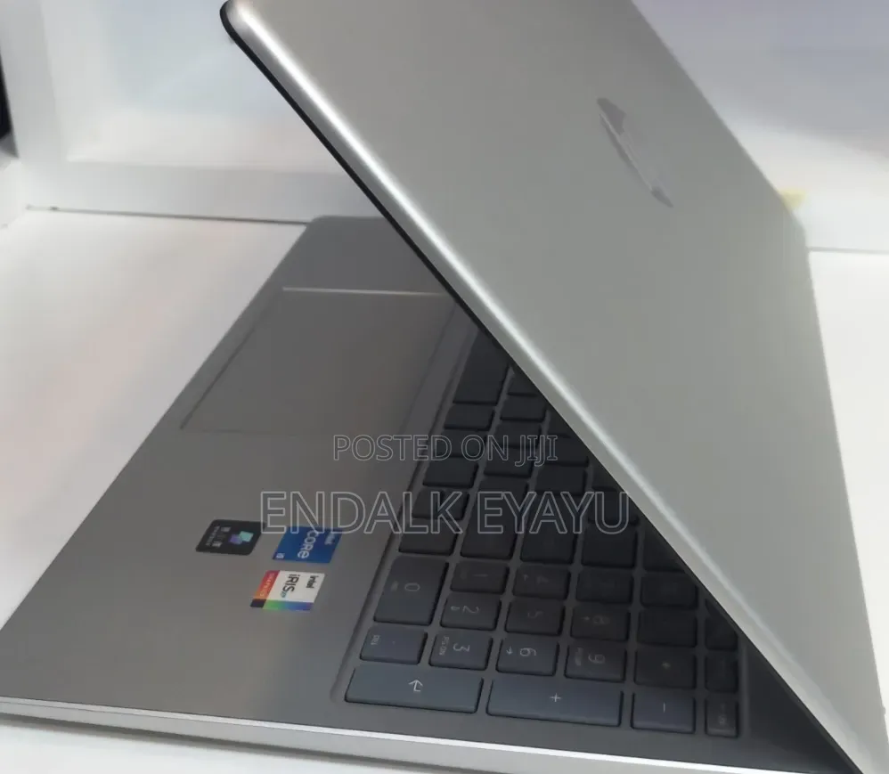 New Laptop HP 16GB Intel Core i5 SSD 1T