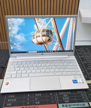 New Laptop HP Pavilion 13 8GB Intel Core i5 SSD 512GB