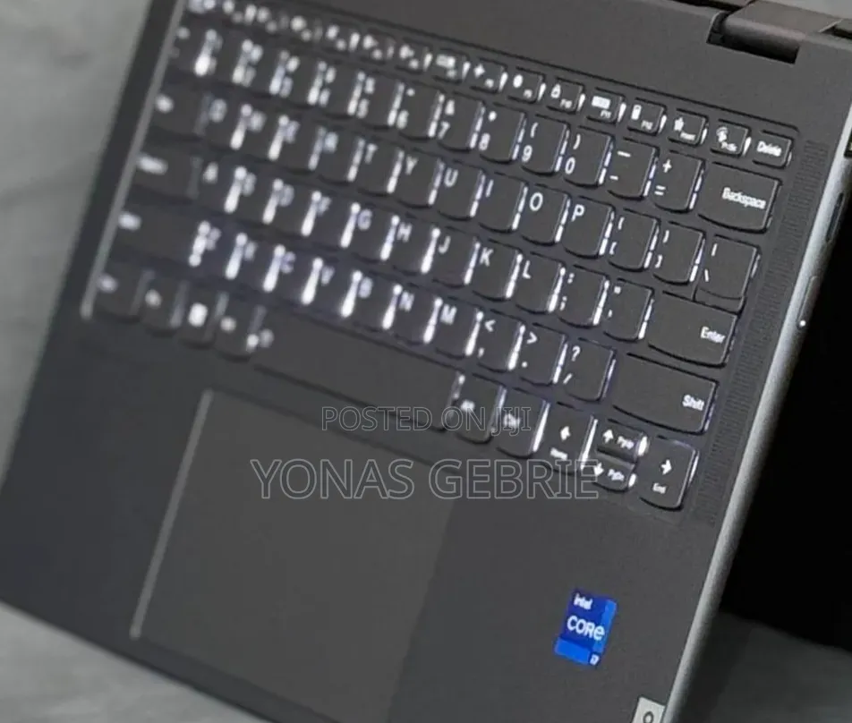New Laptop Lenovo 16GB Intel Core Ultra 7 SSD 512GB