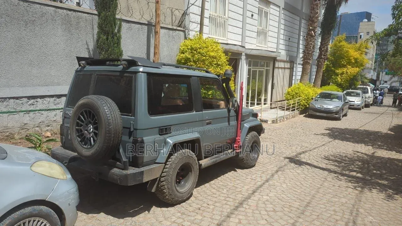 Toyota Land Cruiser 1999
