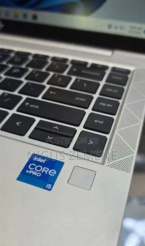 New Laptop HP EliteBook 840 G8 16GB Intel Core i5 SSD 512GB