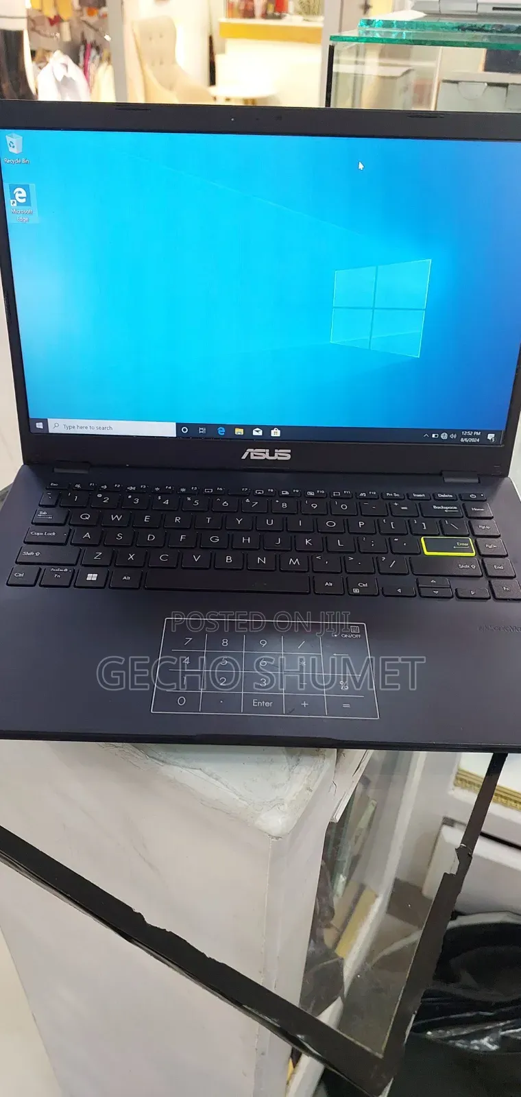 New Laptop Asus Vivobook 14 4GB SSD 128GB