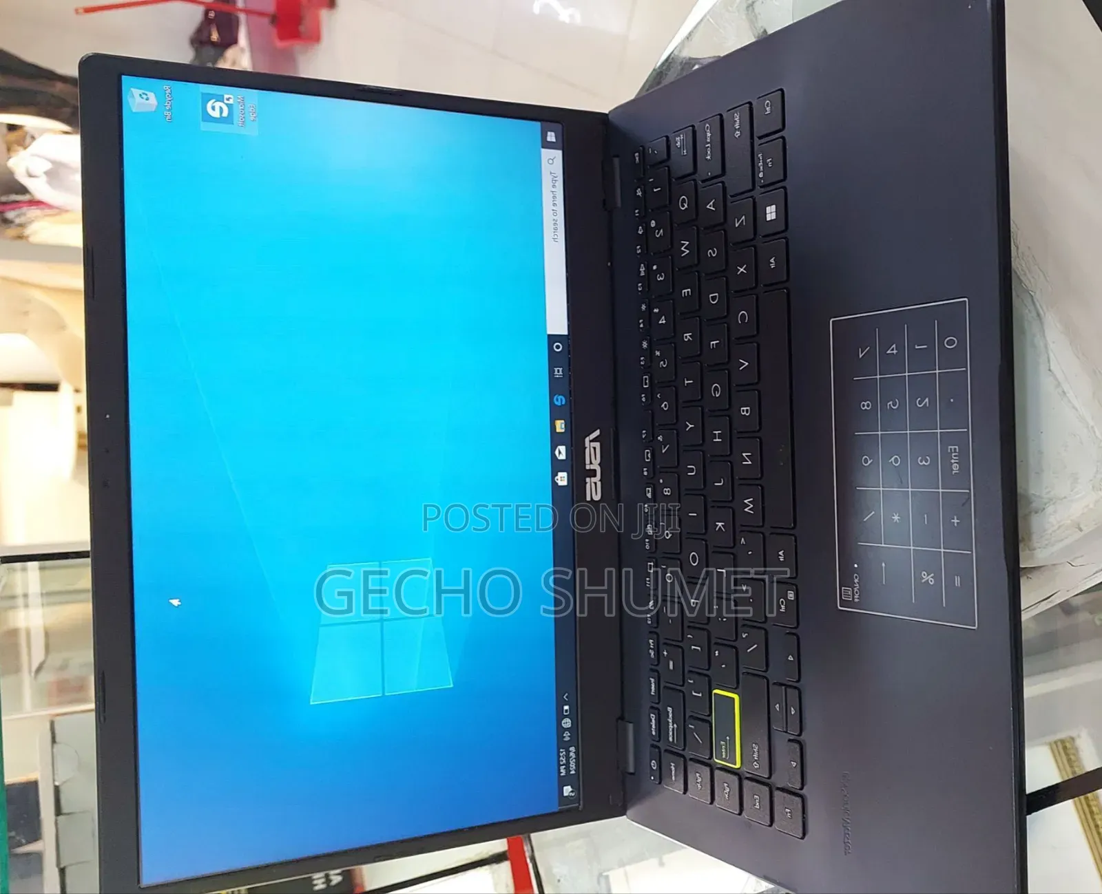 New Laptop Asus Vivobook 14 4GB SSD 128GB