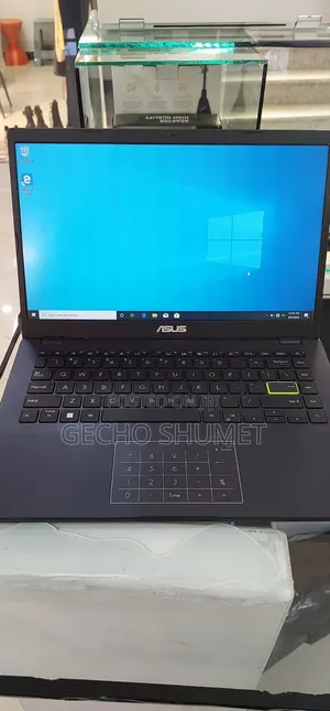 New Laptop Asus Vivobook 14 4GB SSD 128GB