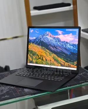 New Laptop Microsoft Surface Laptop 3 32GB Intel Core i7 SSD 1T