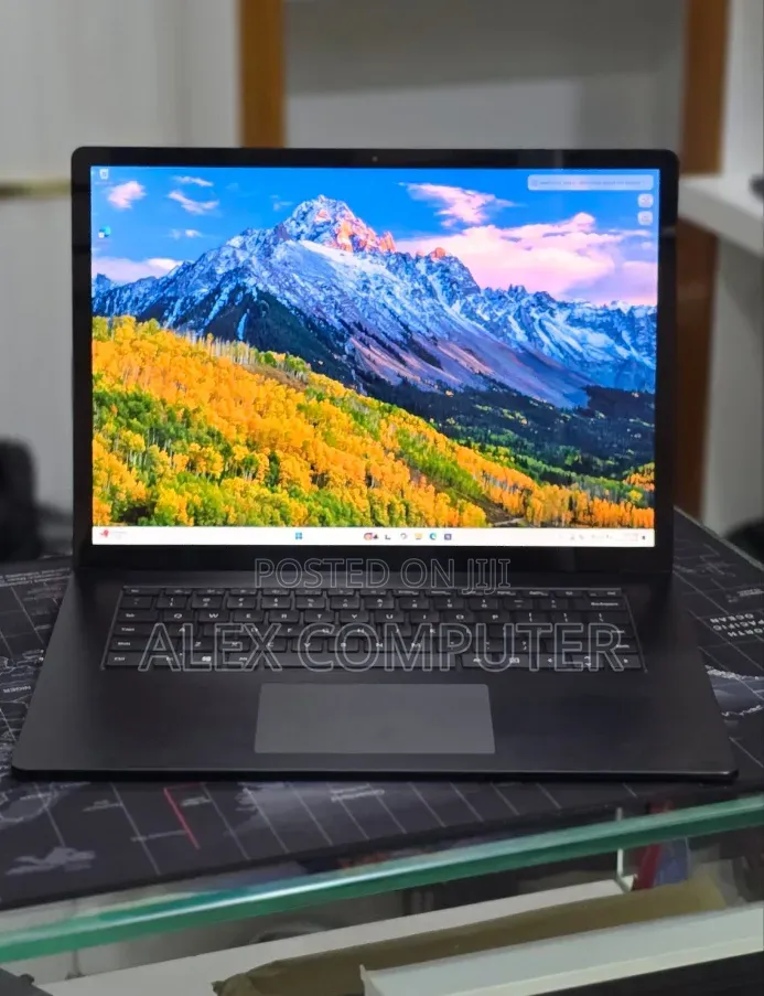 New Laptop Microsoft Surface Laptop 3 32GB Intel Core i7 SSD 1T