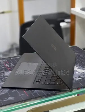 New Laptop Microsoft Surface Laptop 3 32GB Intel Core i7 SSD 1T
