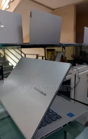 New Laptop Asus Vivobook 14 8GB Intel Core i3 SSD 256GB
