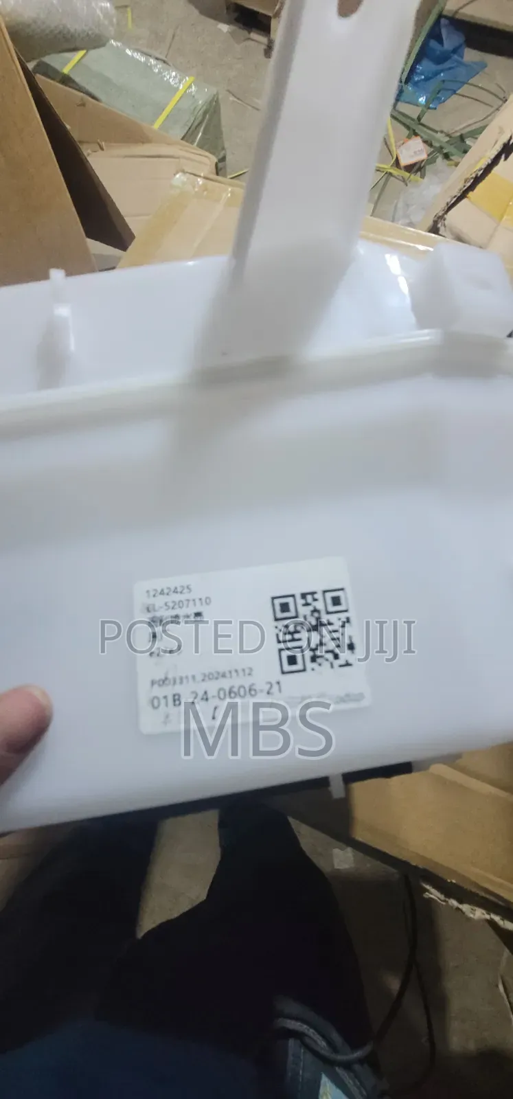 BYD E2 Windshield Washer Jar