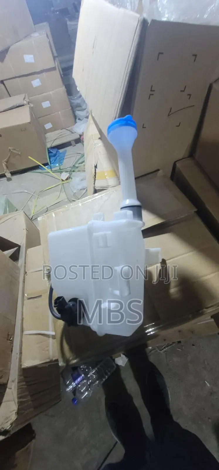 BYD E2 Windshield Washer Jar