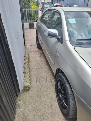 Toyota Corolla 2004 Silver