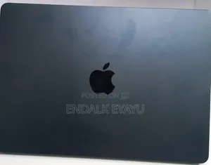New Laptop Apple MacBook Air 2022 M2 8GB Apple M2 SSD 256GB