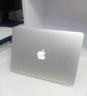Laptop Apple MacBook 2013 8GB Intel Core i5 SSD 256GB